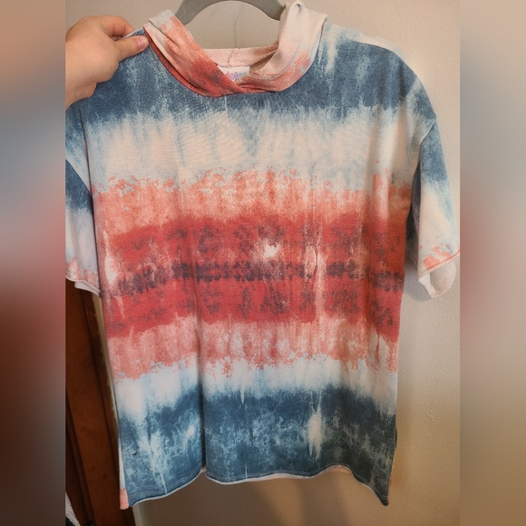 LuLaRoe Frankie Short Sleeve Hoodie - Picture 1 of 1